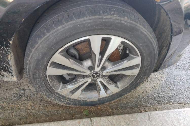 Used Mercedes-Benz V-Class 2018 V 260 Avantgarde Edition China V Right Front Wheel Hub