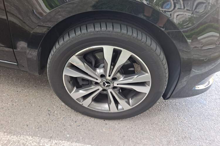 Used Mercedes-Benz V-Class 2018 V 260 Avantgarde Edition China V Right Front Wheel Hub