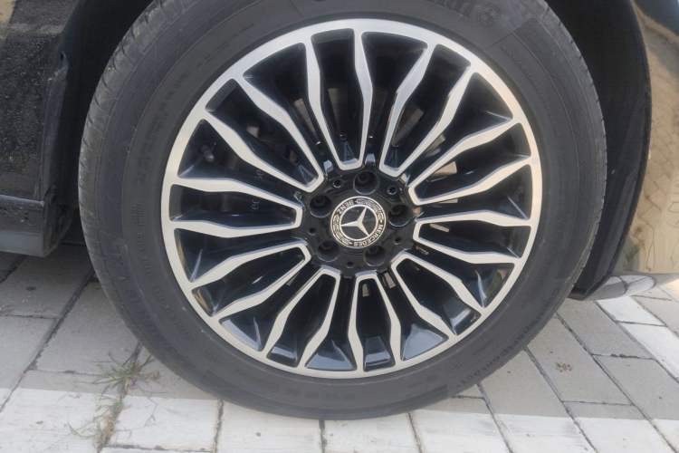 Used Mercedes-Benz V-Class 2018 V 260 L Prestige Extended Version China V Right Front Wheel Hub