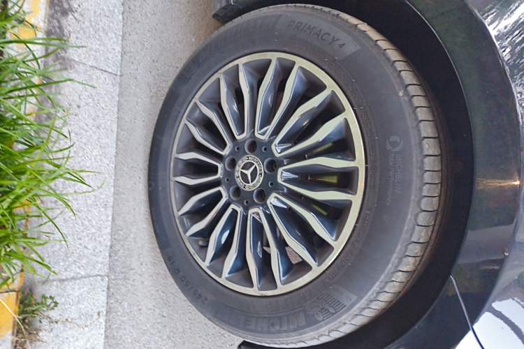 Used Mercedes-Benz V-Class 2018 V 260 L Prestige Extended Version China V Right Front Wheel Hub