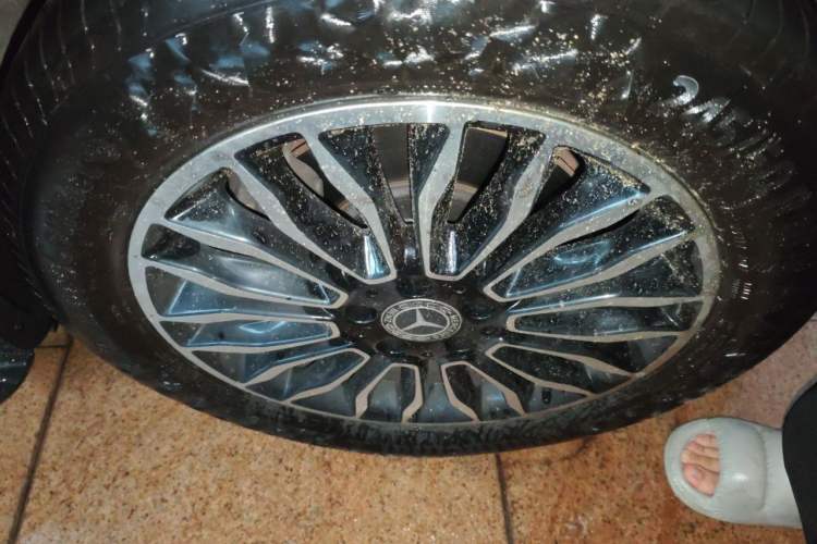 Used Mercedes-Benz V-Class 2018 V 260 L Prestige Extended Version China VI Right Front Wheel Hub