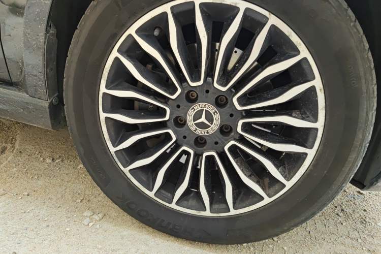 Used Mercedes-Benz V-Class 2018 V 260 L Prestige Extended Version China V Right Front Wheel Hub