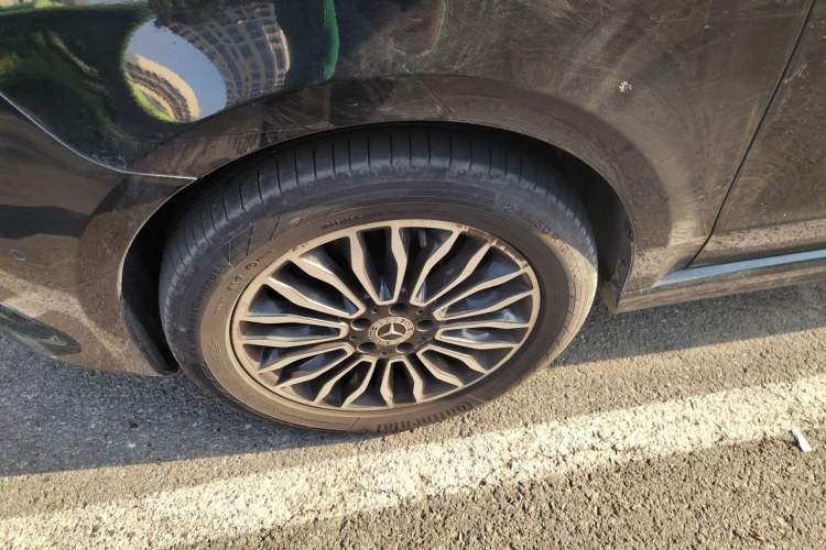 Used Mercedes-Benz V-Class 2018 V 260 L Prestige Extended Version China V Right Front Wheel Hub