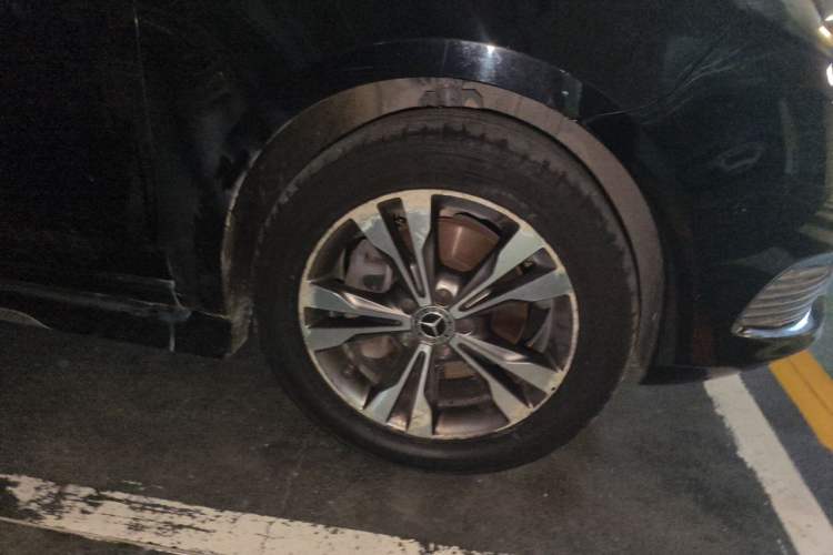Used Mercedes-Benz V-Class 2018 V 260 Avantgarde Edition China V Right Front Wheel Hub