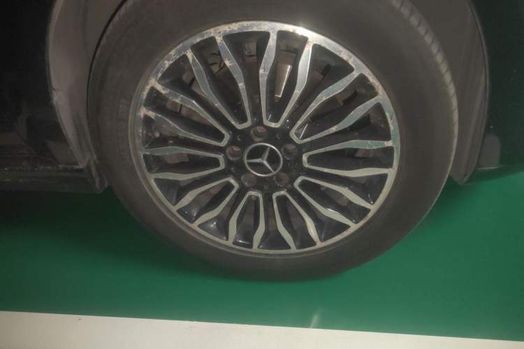 Used Mercedes-Benz V-Class 2018 V 260 Prestige Edition China V Right Front Wheel Hub