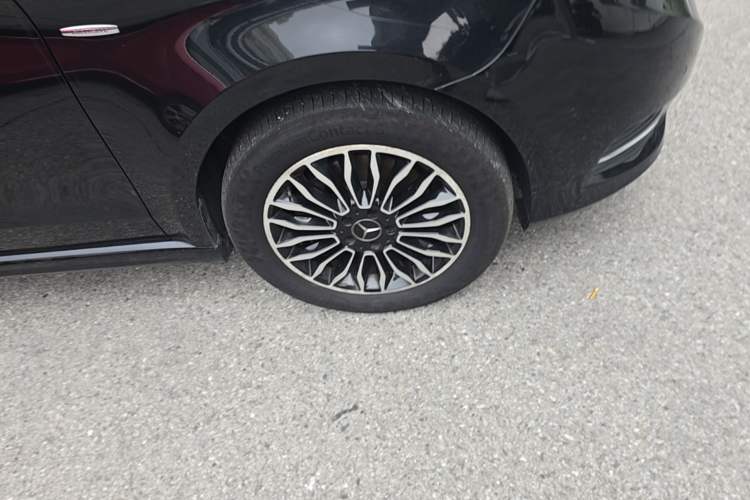 Used Mercedes-Benz V-Class 2018 V 260 L Prestige Extended Version China V Right Front Wheel Hub