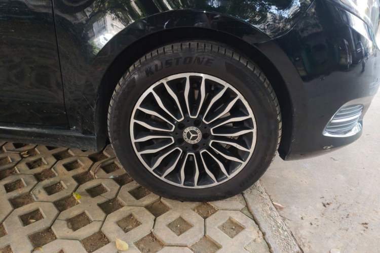 Used Mercedes-Benz V-Class 2018 V 260 L Prestige Extended Version China V Right Front Wheel Hub
