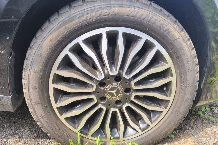 Used Mercedes-Benz V-Class 2018 V 260 L Prestige Extended Version China V Right Front Wheel Hub
