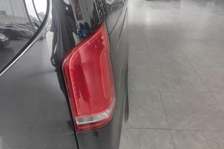 Used Mercedes-Benz V-Class 2018 V 260 Prestige Edition China VI Right Rear Taillight