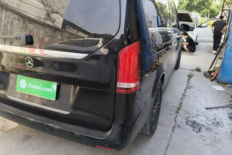 Used Mercedes-Benz V-Class 2018 V 260 L Prestige Extended Version China VI Right Rear Taillight