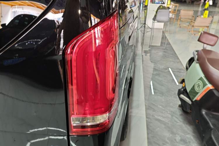 Used Mercedes-Benz V-Class 2018 V 260 Prestige Edition China V Right Rear Taillight