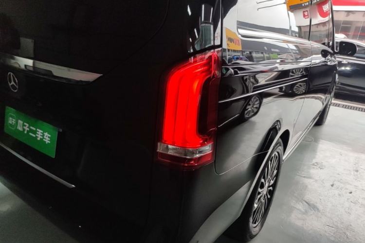 Used Mercedes-Benz V-Class 2018 V 260 Prestige Edition China VI Right Rear Taillight