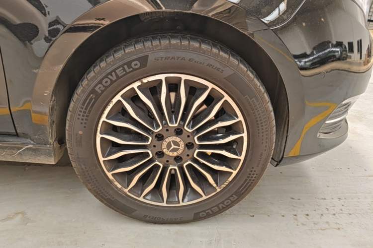 Used Mercedes-Benz V-Class 2018 V 260 Prestige Edition China V Right Rear Wheel Hub