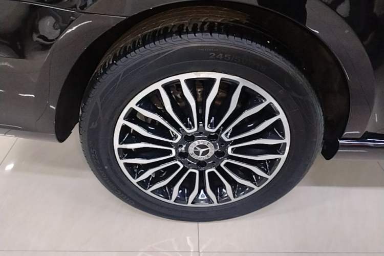 Used Mercedes-Benz V-Class 2018 V 260 L Prestige Extended Version China V Right Rear Wheel Hub