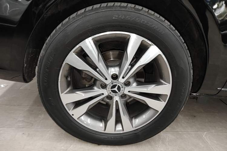 Used Mercedes-Benz V-Class 2018 V 260 Avantgarde Edition China V Right Rear Wheel Hub