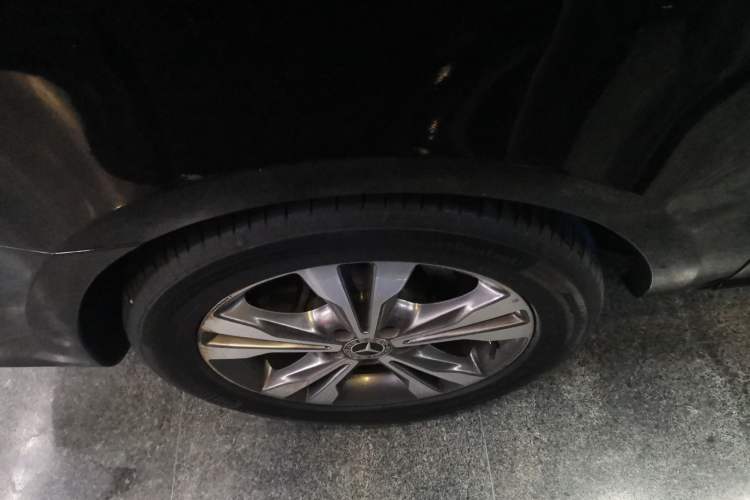 Used Mercedes-Benz V-Class 2018 V 260 Avantgarde Edition China V Right Rear Wheel Hub