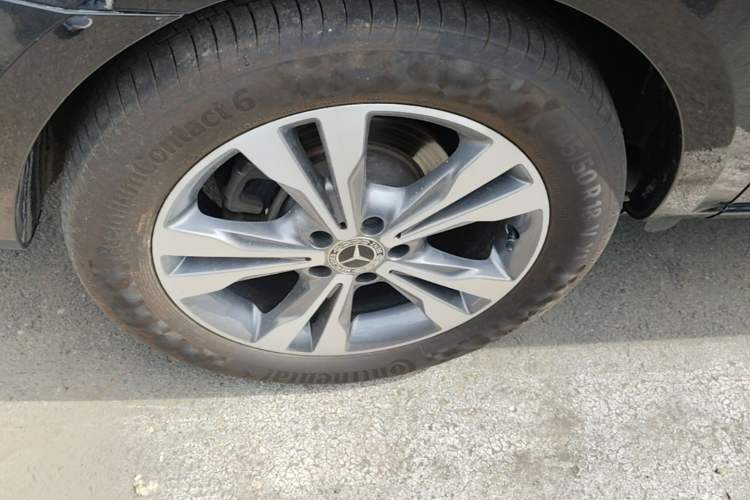 Used Mercedes-Benz V-Class 2018 V 260 Avantgarde Edition China V Right Rear Wheel Hub