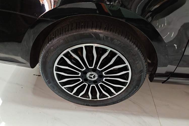 Used Mercedes-Benz V-Class 2018 V 260 Prestige Edition China V Right Rear Wheel Hub