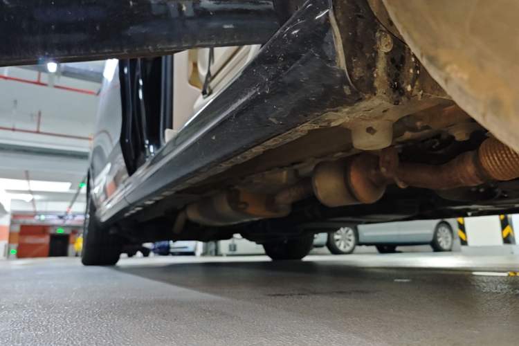 Used Mercedes-Benz V-Class 2018 V 260 Prestige Edition China VI Right Side Sill
