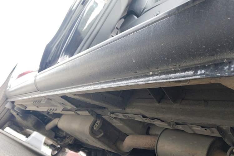 Used Mercedes-Benz V-Class 2018 V 260 Avantgarde Edition China V Right Side Sill