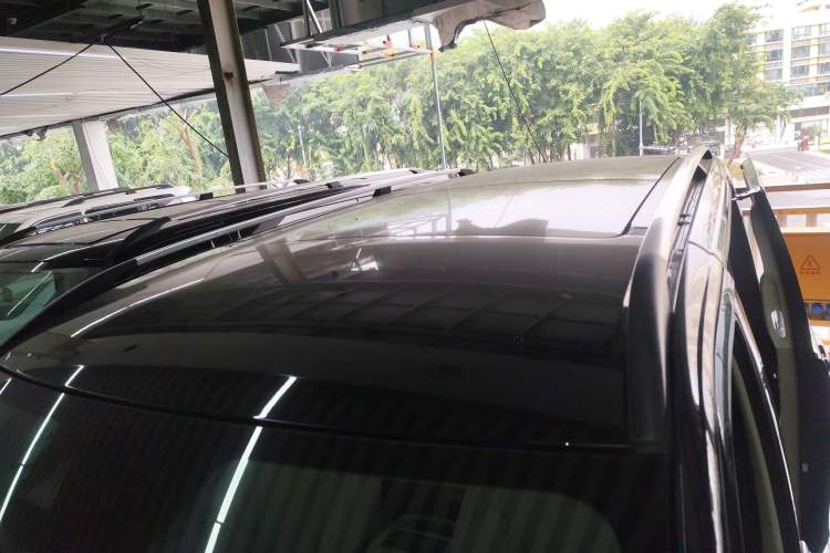 Used Mercedes-Benz V-Class 2018 V 260 Prestige Edition China VI Roof
