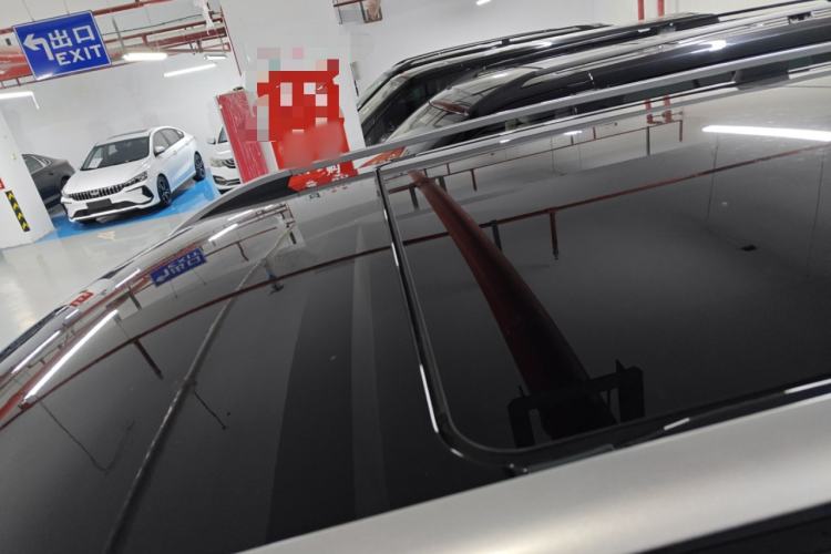 Used Mercedes-Benz V-Class 2018 V 260 Avantgarde Edition China VI Roof