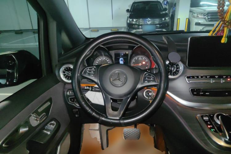 Used Mercedes-Benz V-Class  Steering Wheel