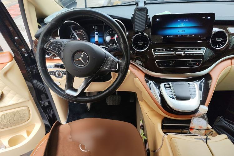 Used Mercedes-Benz V-Class 2018 V 260 L Prestige Extended Version China VI Steering Wheel