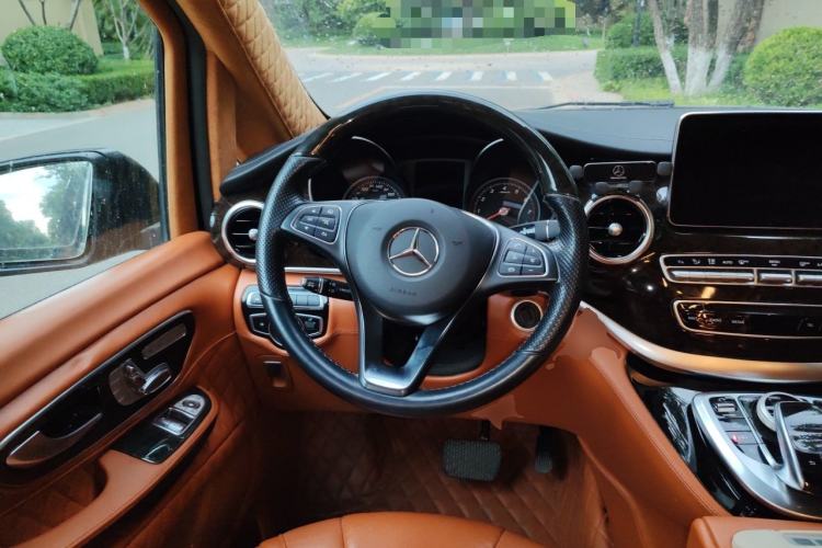 Used Mercedes-Benz V-Class 2018 V 260 L Prestige Extended Version China VI Steering Wheel