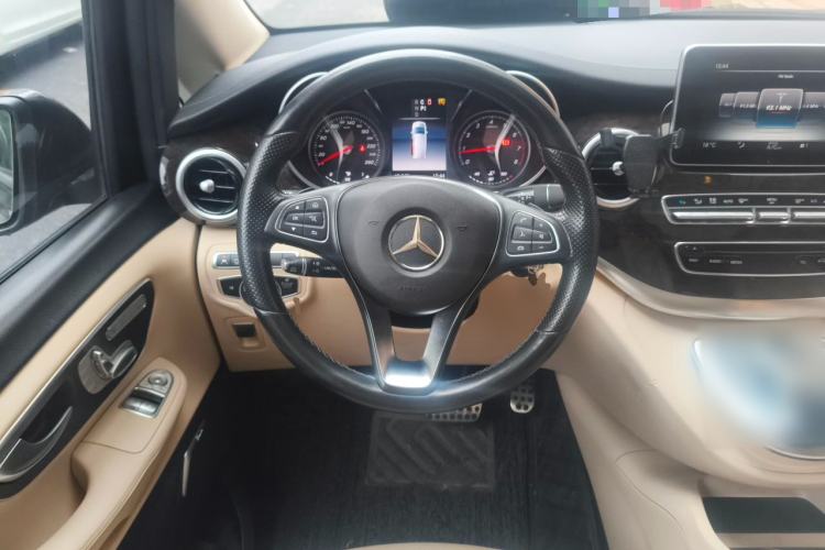 Used Mercedes-Benz V-Class 2018 V 260 L Prestige Extended Version China VI Steering Wheel