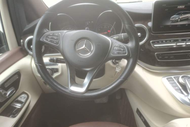 Used Mercedes-Benz V-Class 2018 V 260 L Prestige Extended Version China V Steering Wheel