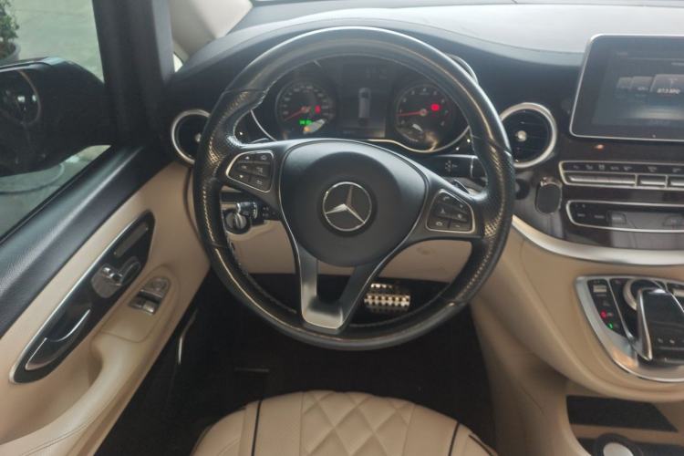 Used Mercedes-Benz V-Class 2018 V 260 L Prestige Extended Version China VI Steering Wheel