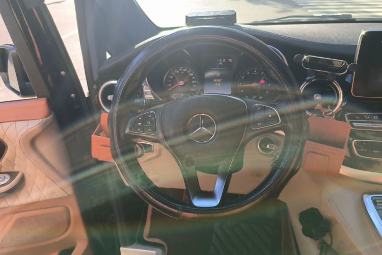 Used Mercedes-Benz V-Class 2018 V 260 L Prestige Extended Version China V Steering Wheel