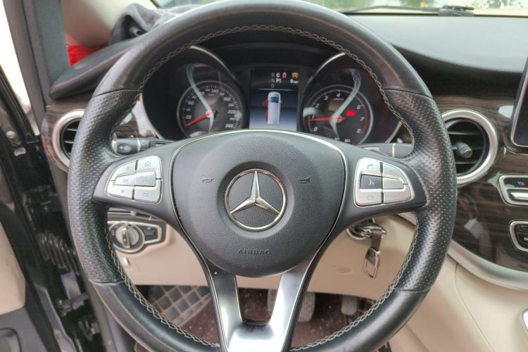Used Mercedes-Benz V-Class 2018 V 260 Avantgarde Edition China V Steering Wheel