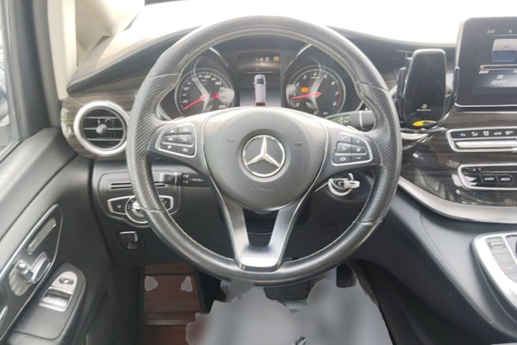 Used Mercedes-Benz V-Class 2018 V 260 Avantgarde Edition China V Steering Wheel