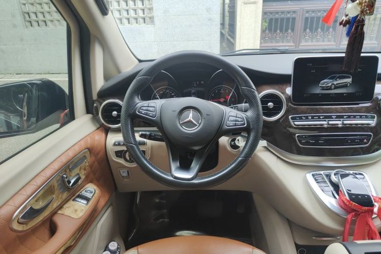 Used Mercedes-Benz V-Class  Steering Wheel