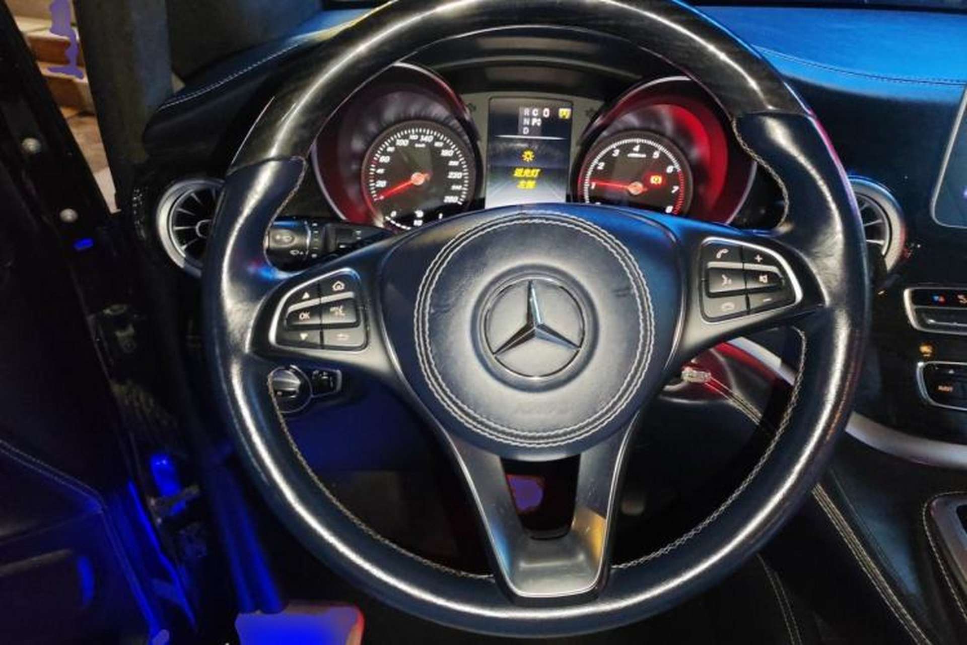 Used Mercedes-Benz V-Class  Steering Wheel