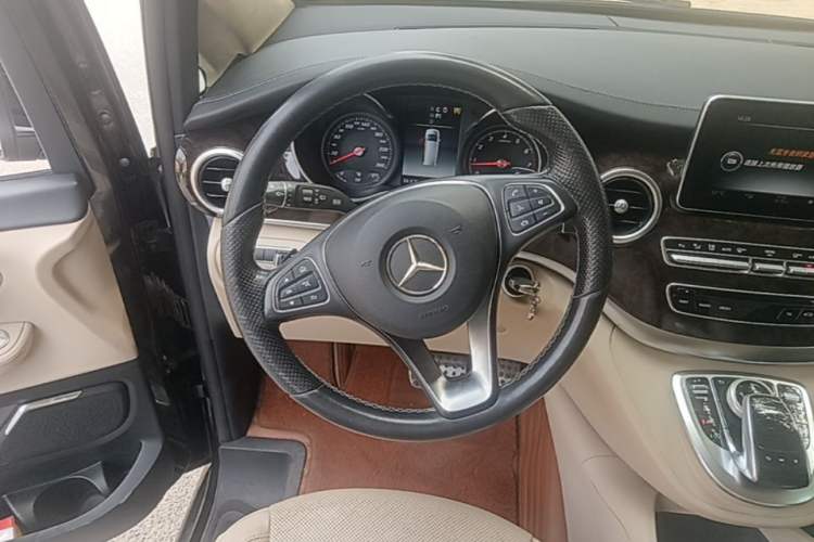 Used Mercedes-Benz V-Class 2018 V 260 L Prestige Extended Version China V Steering Wheel