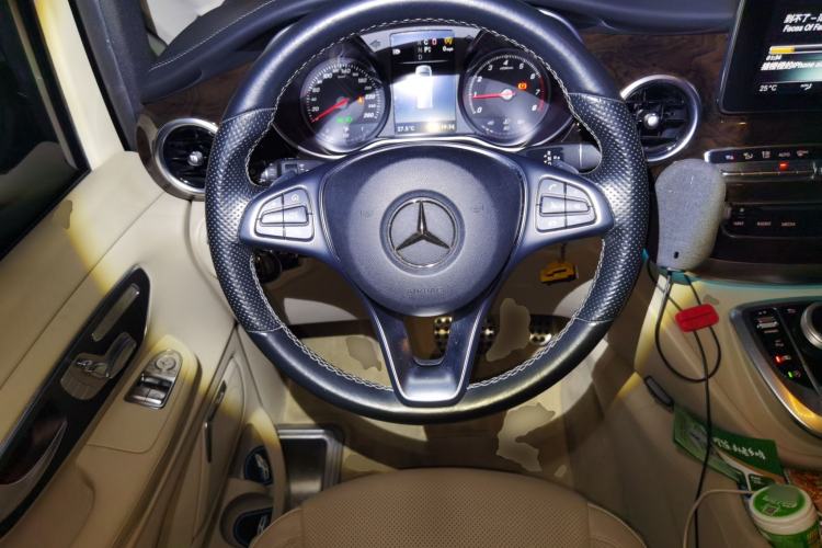 Used Mercedes-Benz V-Class 2018 V 260 L Prestige Extended Version China VI Steering Wheel