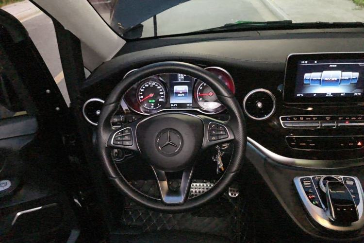 Used Mercedes-Benz V-Class 2018 V 260 Prestige Edition China VI Steering Wheel