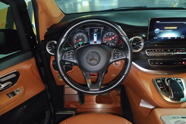 Used Mercedes-Benz V-Class 2018 V 260 Avantgarde Edition China V Steering Wheel