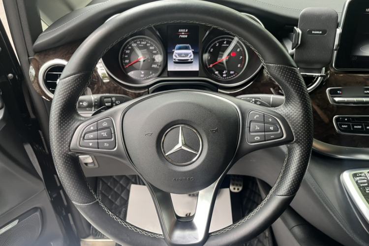 Used Mercedes-Benz V-Class 2018 V 260 Prestige Edition China VI Steering Wheel