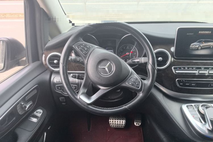 Used Mercedes-Benz V-Class 2018 V 260 L Prestige Extended Version China VI Steering Wheel