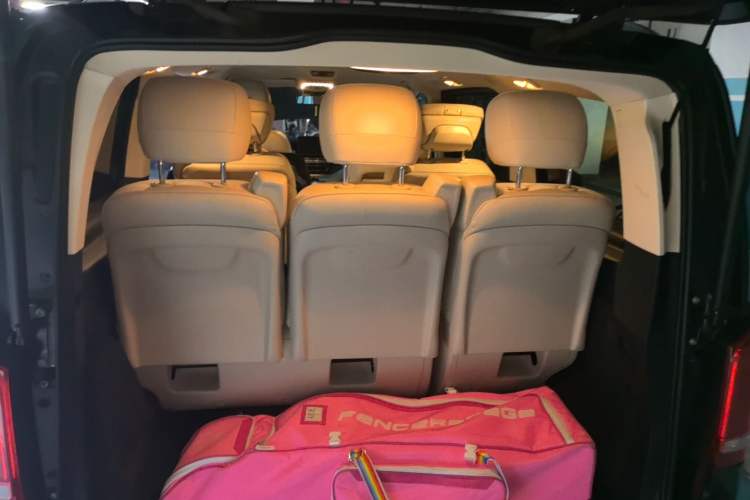 Used Mercedes-Benz V-Class 2018 V 260 Prestige Edition China VI Trunk