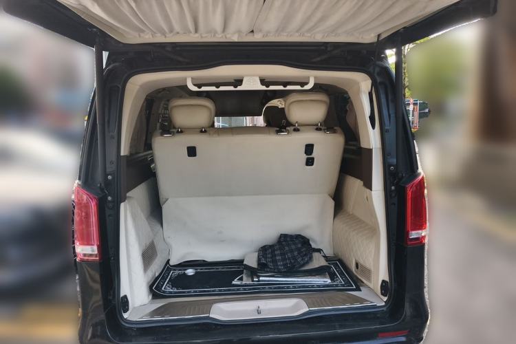 Used Mercedes-Benz V-Class 2018 V 260 L Prestige Extended Version China VI Trunk
