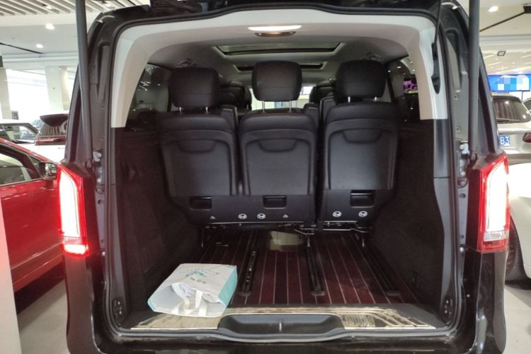 Used Mercedes-Benz V-Class 2018 V 260 L Prestige Extended Version China VI Trunk