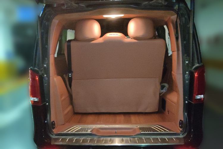 Used Mercedes-Benz V-Class  Trunk