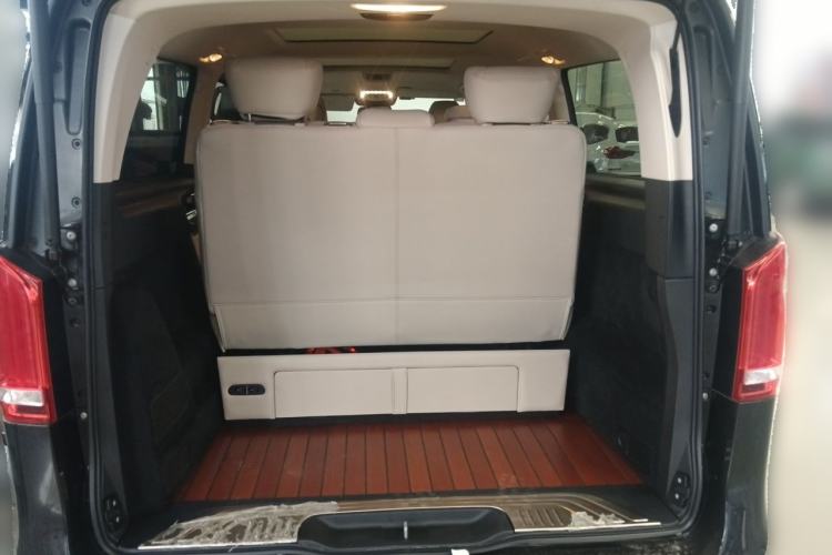 Used Mercedes-Benz V-Class 2018 V 260 L Prestige Extended Version China VI Trunk