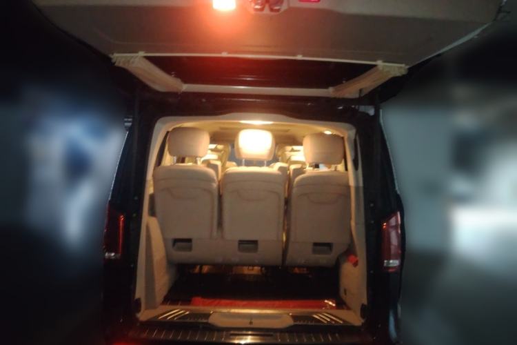 Used Mercedes-Benz V-Class 2018 V 260 Avantgarde Edition China V Trunk