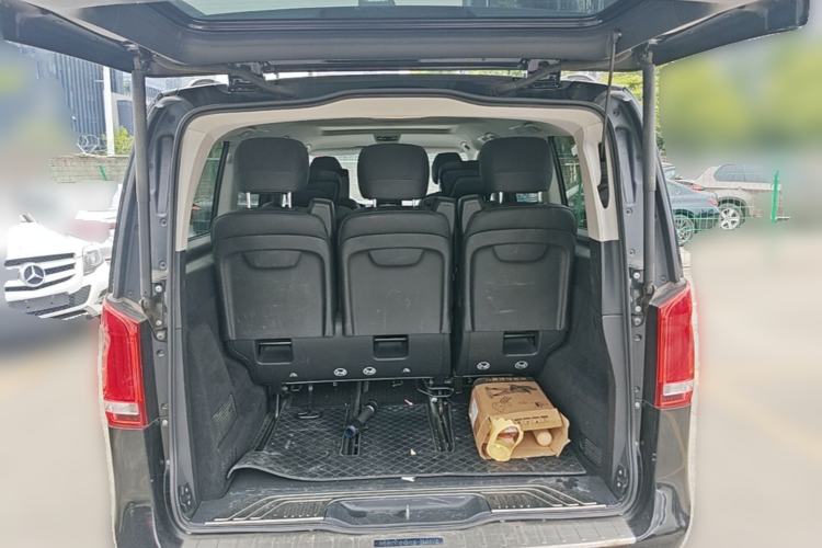 Used Mercedes-Benz V-Class 2018 V 260 Avantgarde Edition China VI Trunk